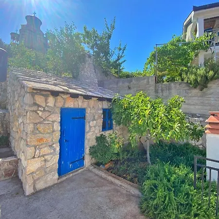 公寓 Apartman Pogled 特雷比涅